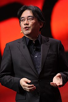 220px-Satoru_Iwata_-_Game_Developers_Conference_2011_-_Day_2_%281%29.jpg