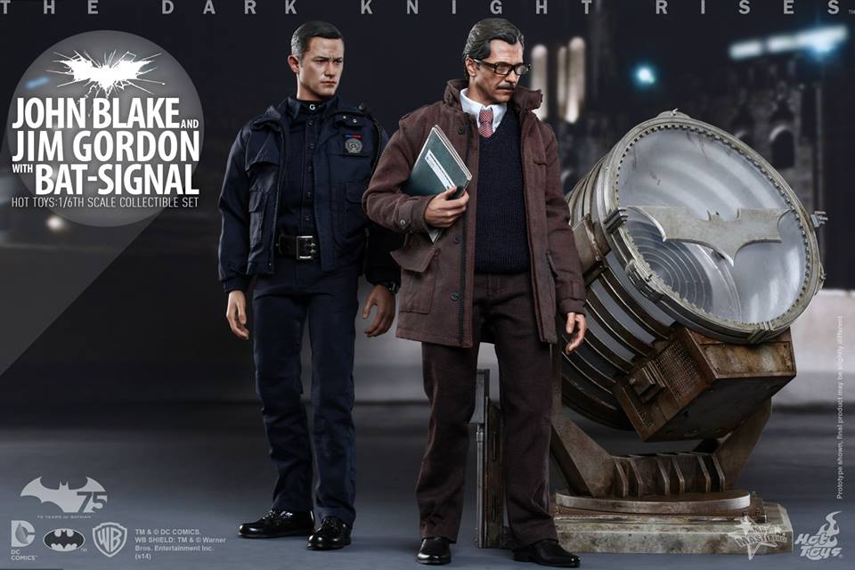 Hot-Toys-Jim-Gordon-and-John-Blake-Set-003.jpg