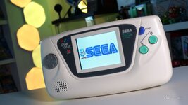 rumour-sega-might-be-releasing-a-low-cost-handheld-with-removable-game-carts-1.large.jpg