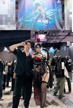beautiful-cosplay-on-the-stellar-blade-on-the-tgs-v0-ip8a9w1l4pqh1.jpg