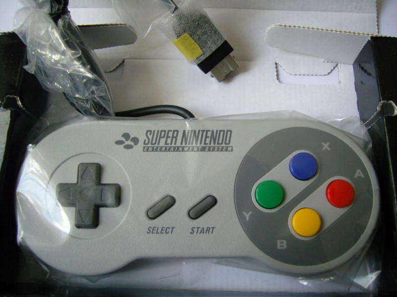 Wii-Super-NES-Classic-Controller--3.JPG