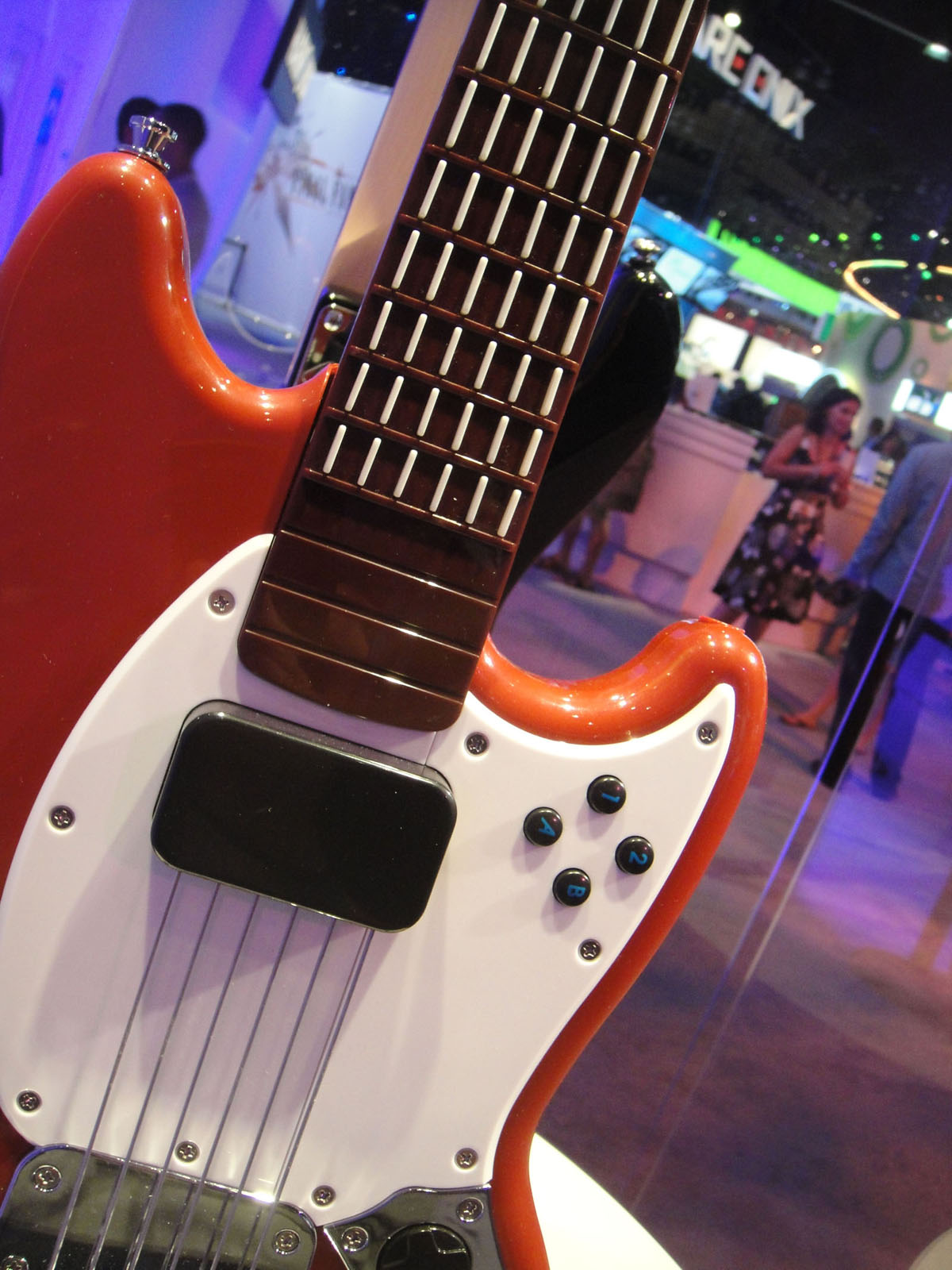 Fender_Mustang_Pro_Guitar_Controller_%28body%29_for_Rock_Band_3_%40_E3_Expo_2010.jpg