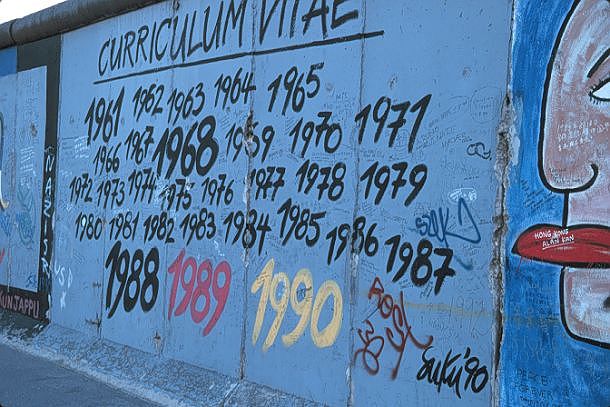 0235820-BerlinWall-CV.JPG