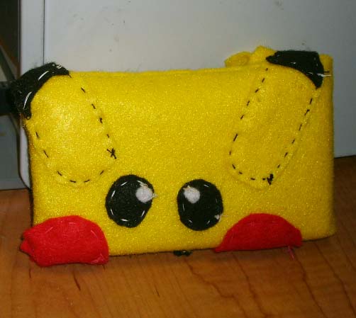 Pikachu_Pouch_For_Ds_Lite_by_chboiz.jpg