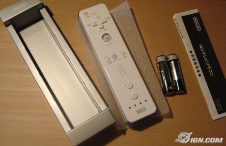 my-very-own-wiimote-20061012075529719-000.jpg