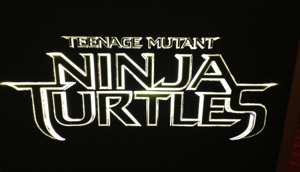 TMNT-title-CinemaCon.jpg