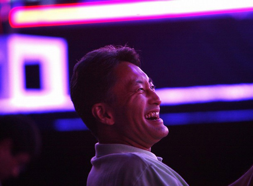 kaz-hirai-laugh.jpg