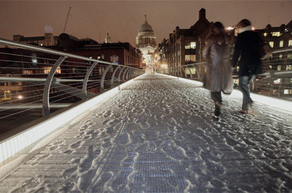 london-snow-415x275.jpg