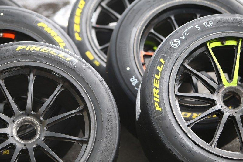 q2kq_pirelli-gt3-slicks-800x534.jpg